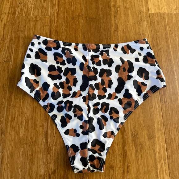 Shein Swim 3 Pieces Bundle - Picture 8 of 9